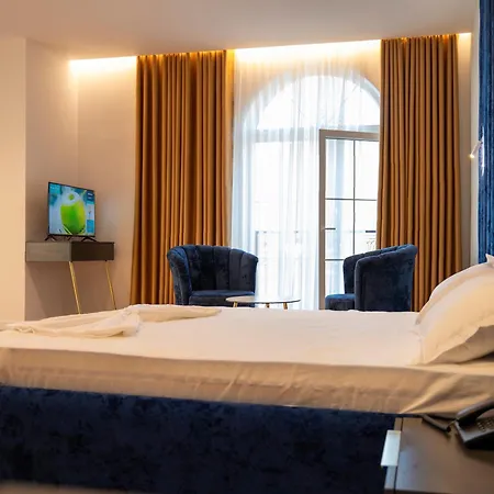 Leo Отель Kukes