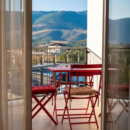 Leo Отель Kukes