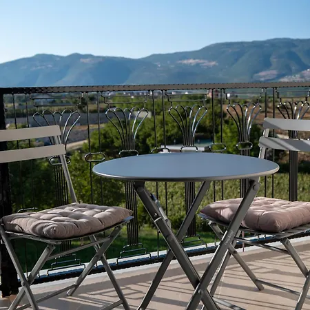 Отель Leo Kukes