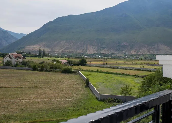 ホテル Leo Kukës