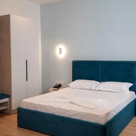 Hotel Leo Kukes